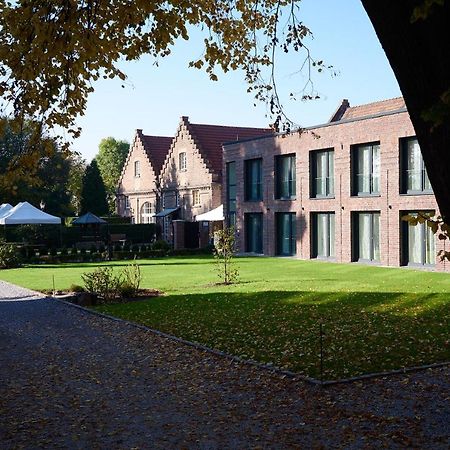 Marienburg Monheim Hotel Monheim am Rhein Exterior photo